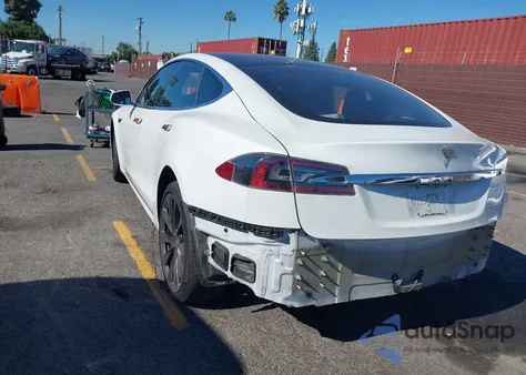 2020 Tesla Model S Long Range Dual Motor All-Wheel Drive/Long Range Plus Dual Motor All-Wheel Drive z USA, uszkodzony, nr VIN 5YJSA1E23LF370211
